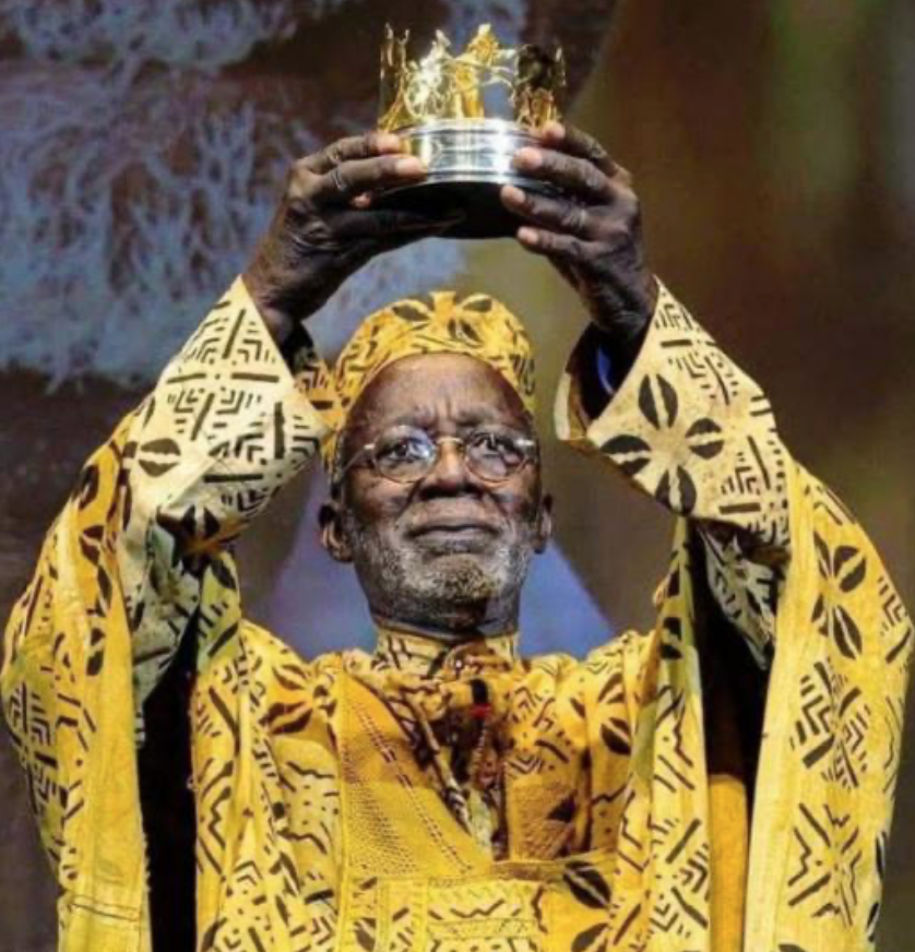 SOULEYMANE CISSÉ : L’ÉTOILE QUI S’ÉTEINT DANS LA NUIT DU CINÉMA AFRICAIN